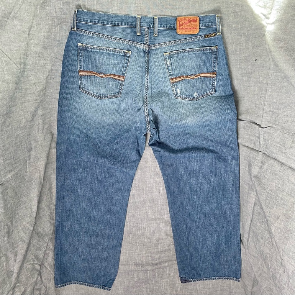 Lucky Brand 181  Men's Classic Blue Relaxed Straight Jeans 38x30